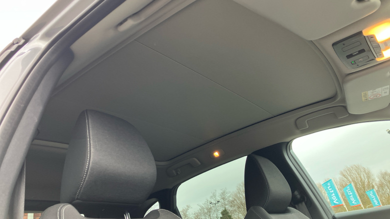 Nissan Qashqai 1.3 DiG-T MH N-Connecta 5dr Petrol Hatchback